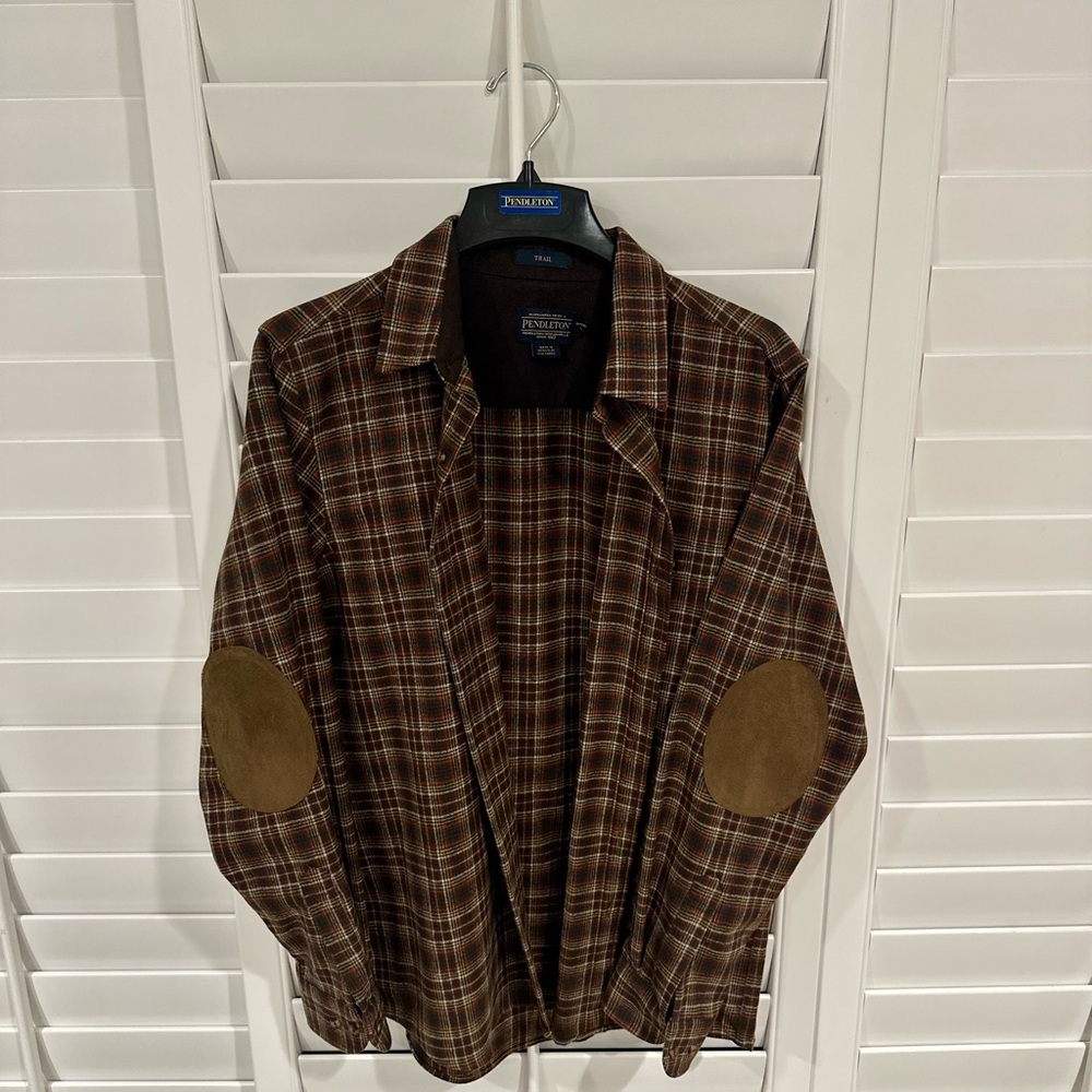 Pendleton Men’s Brown and Tan Plaid Trail Shirt